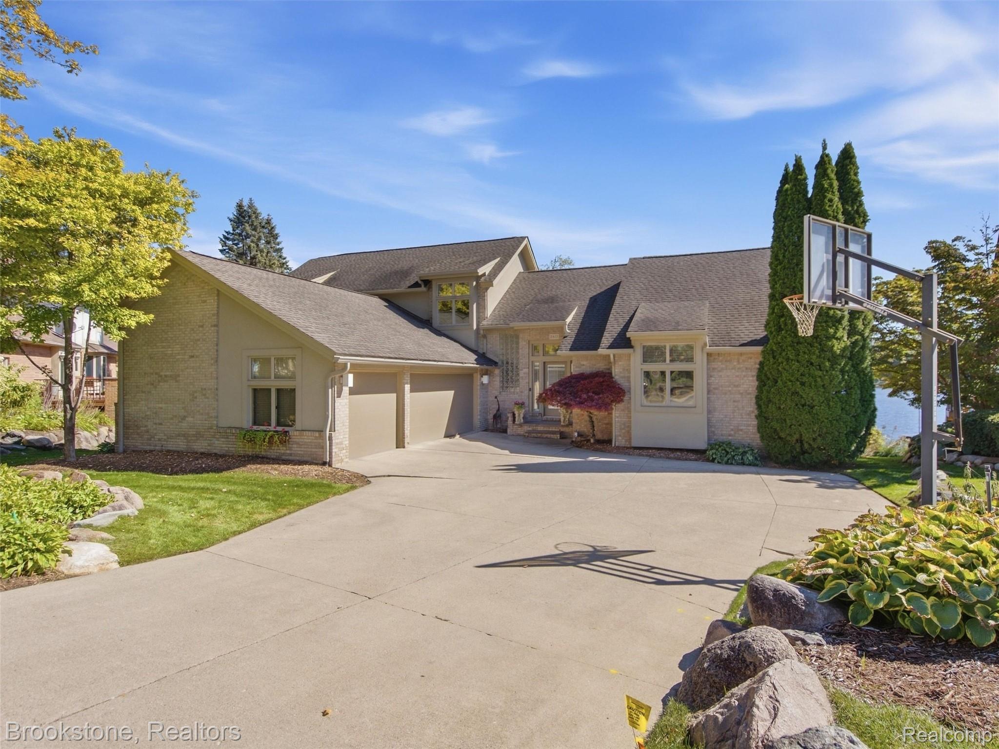 2613 Cove Bay Drive
