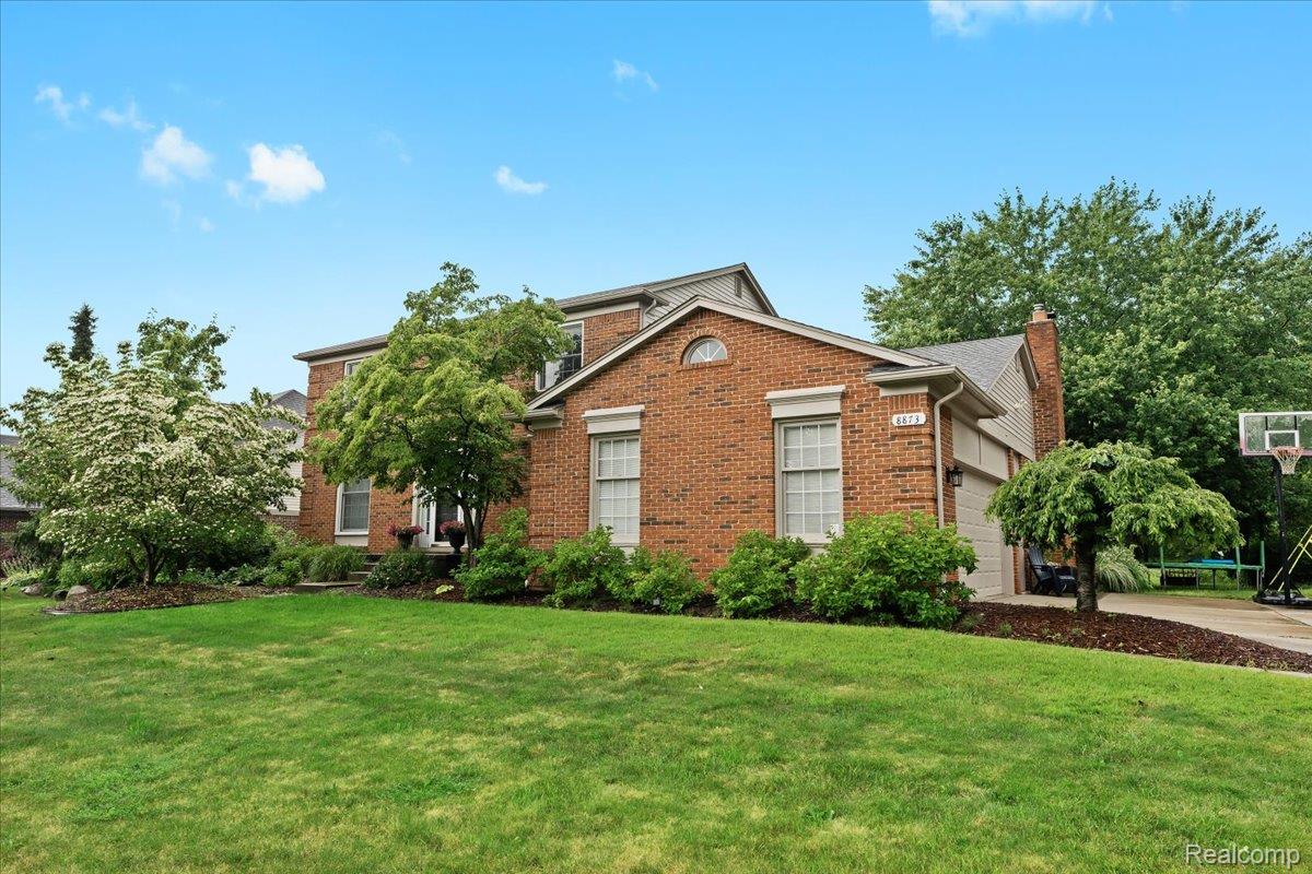 8873 Cobblestone Circle