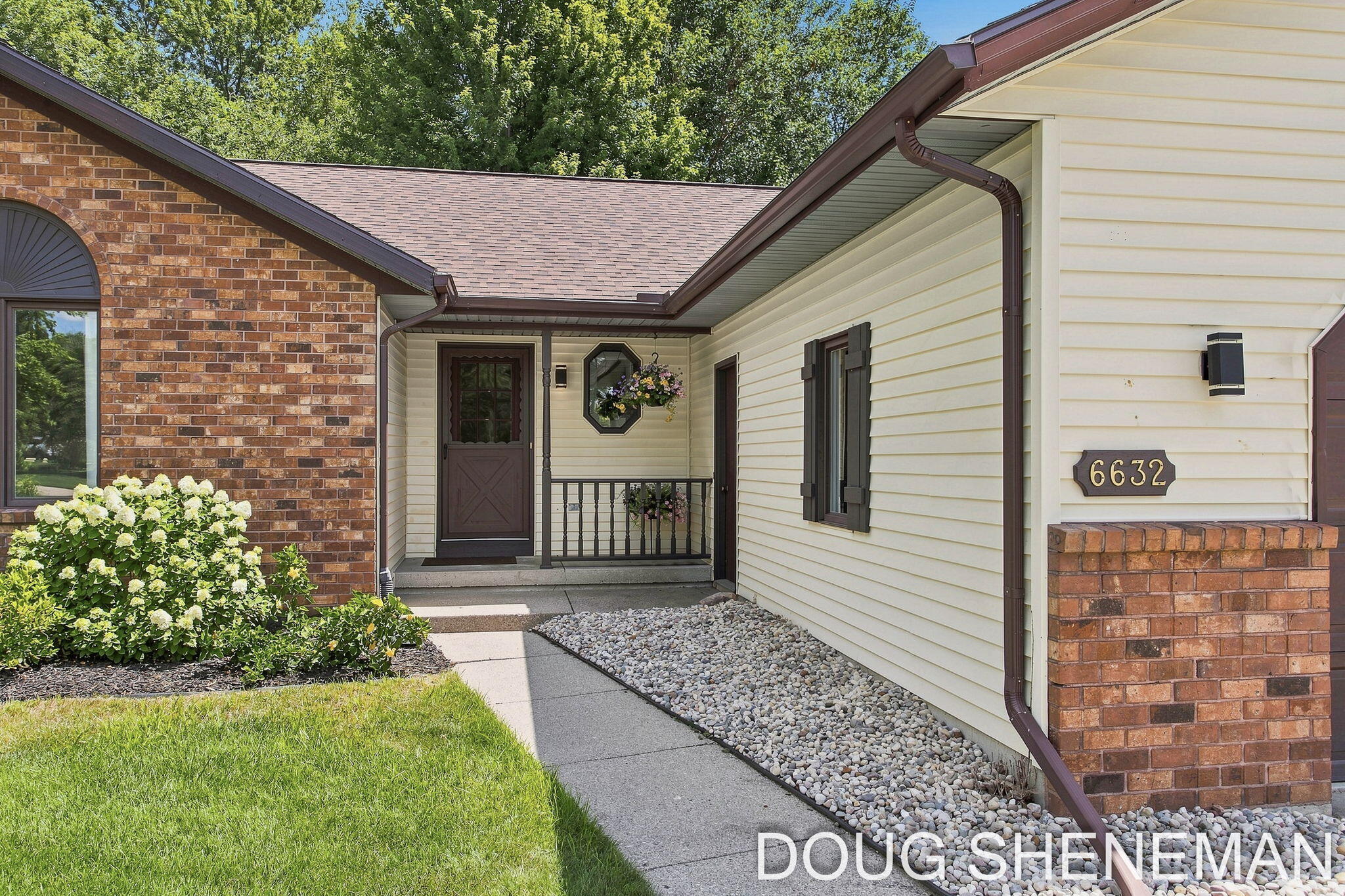 6632 City View Drive