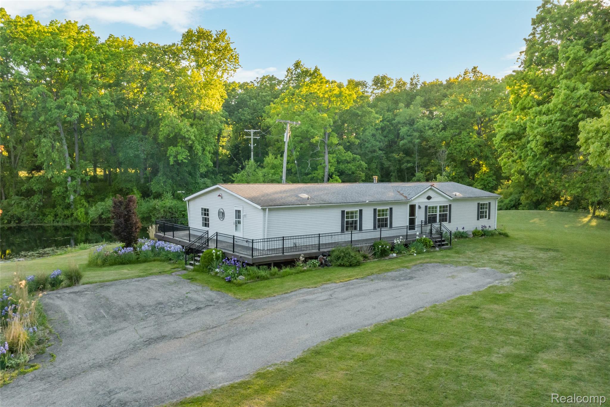 8460 Fish Lake Road Road