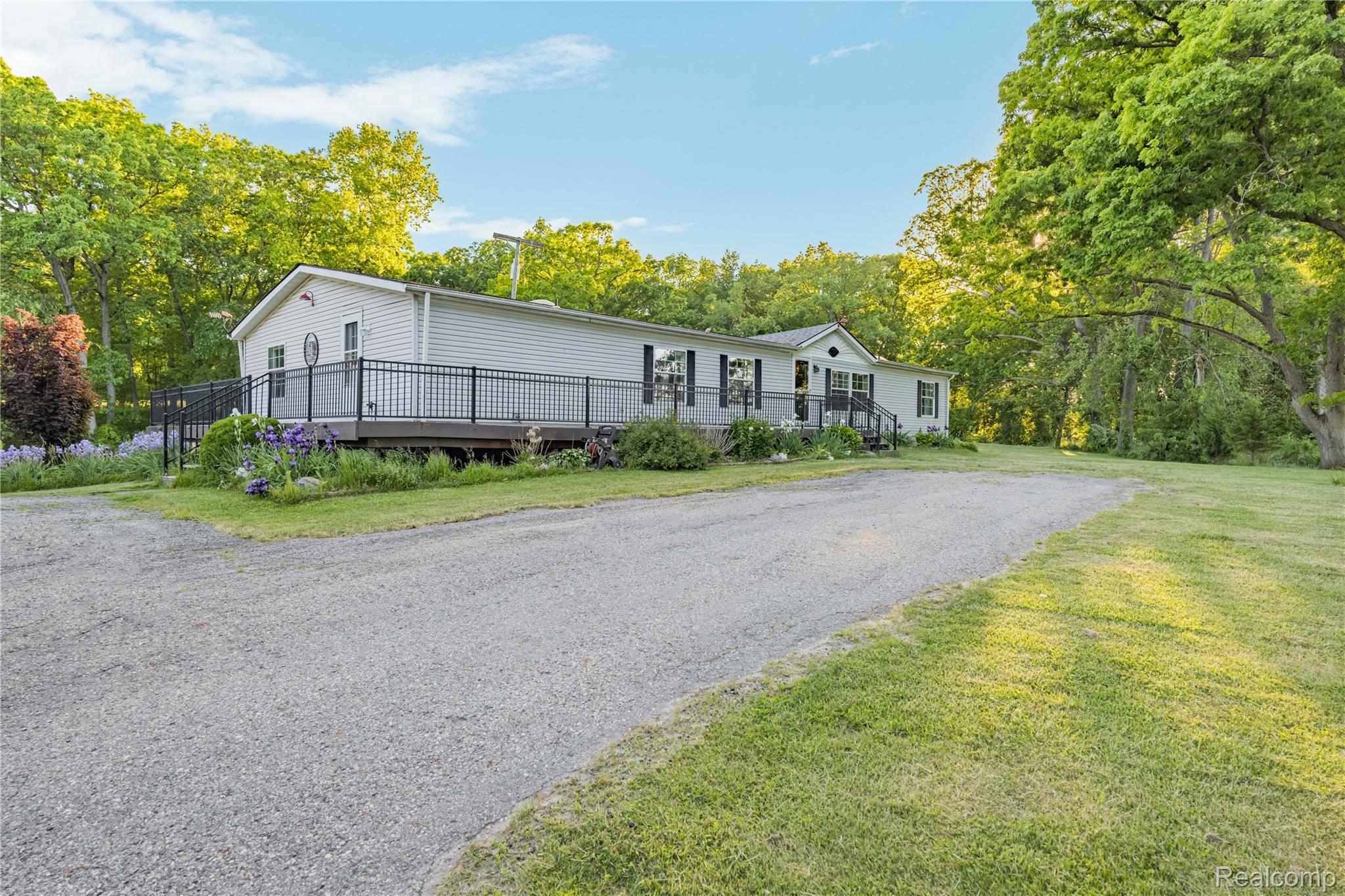 8460 Fish Lake Road Road