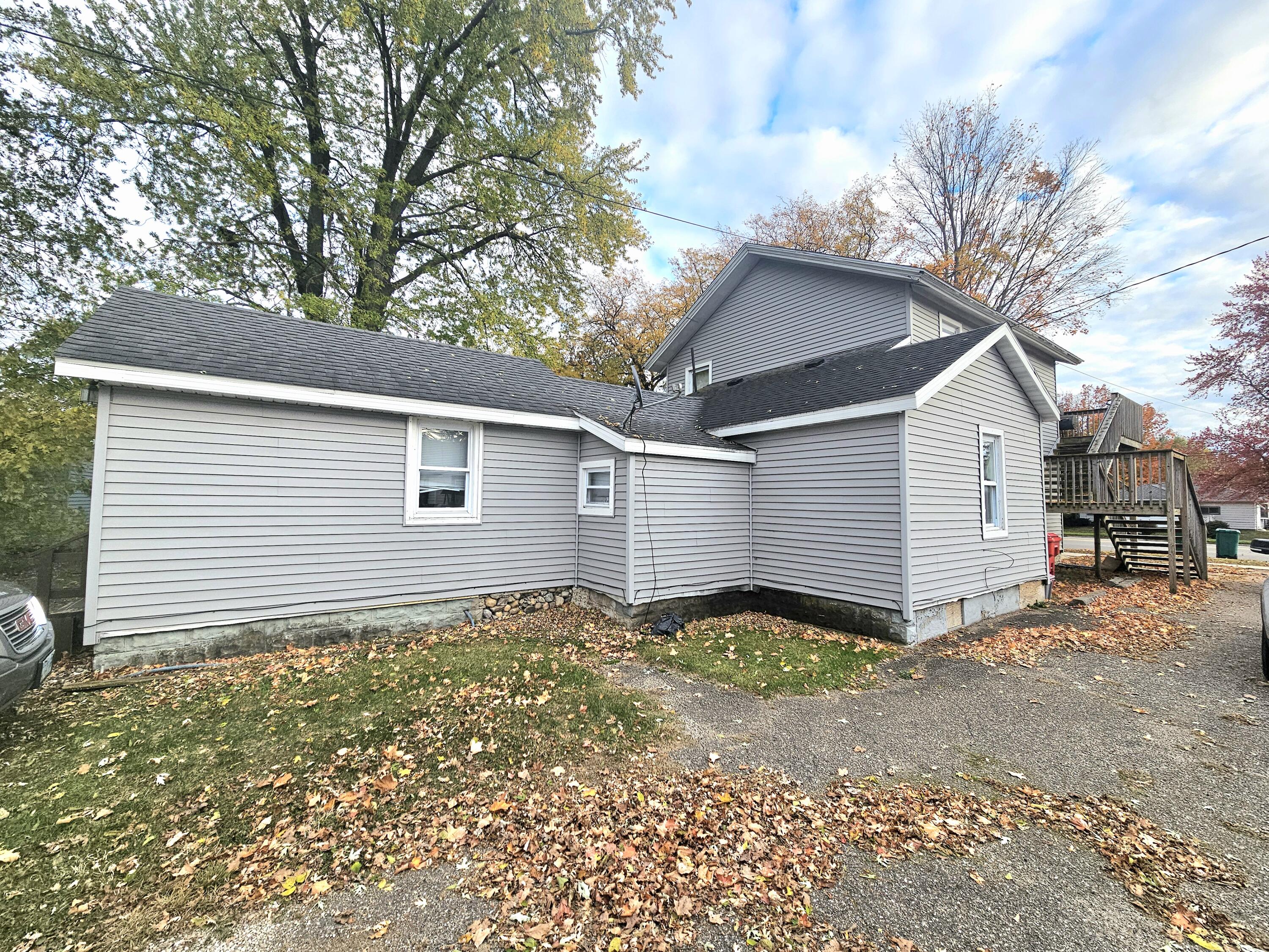 505 E Chicago Road