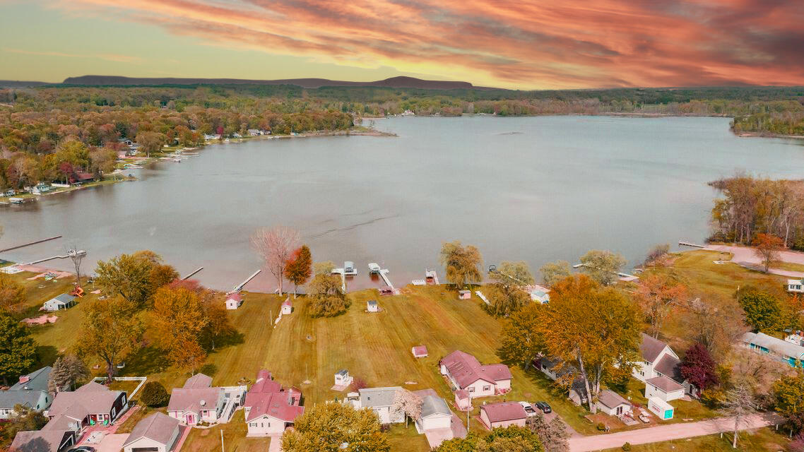 3310 Dumont Lake Drive