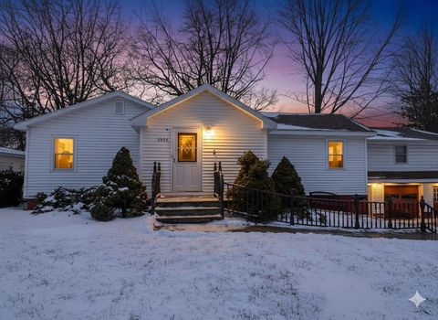 2854 Oak Street Stevensville Village MI 49127