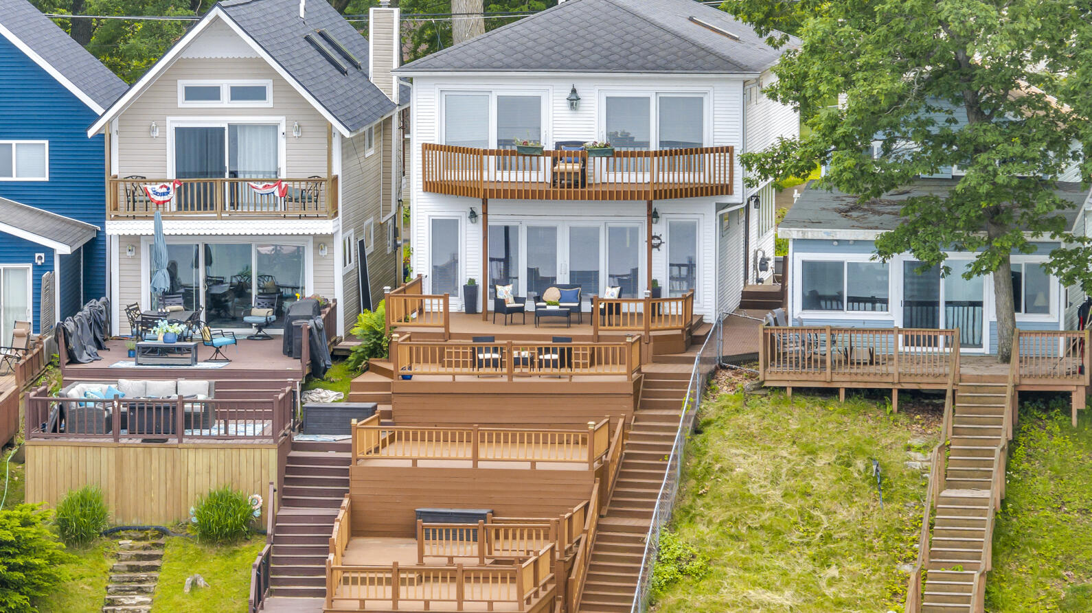 1596 Indian Trail