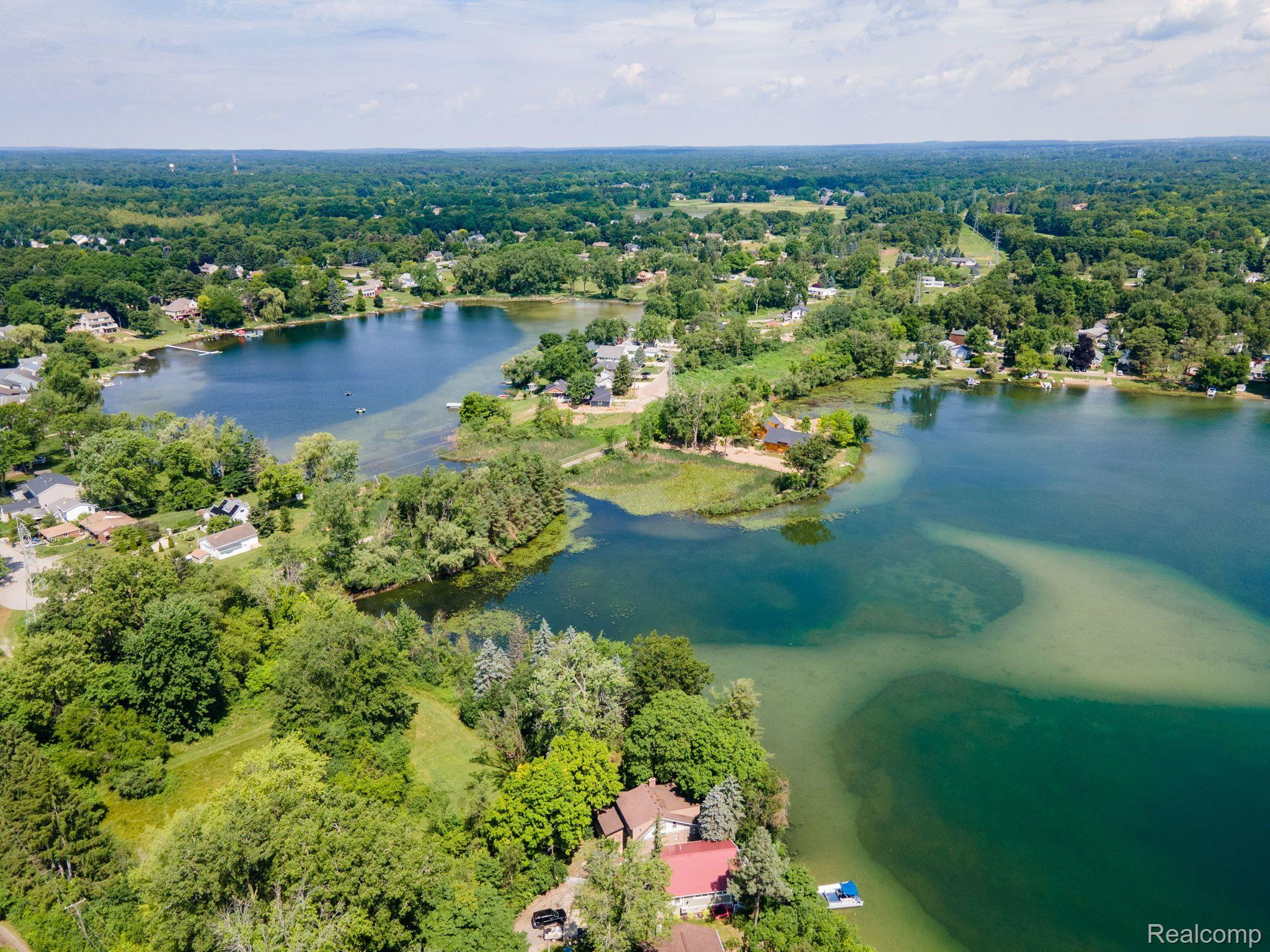 0000 Lakeside Dr.