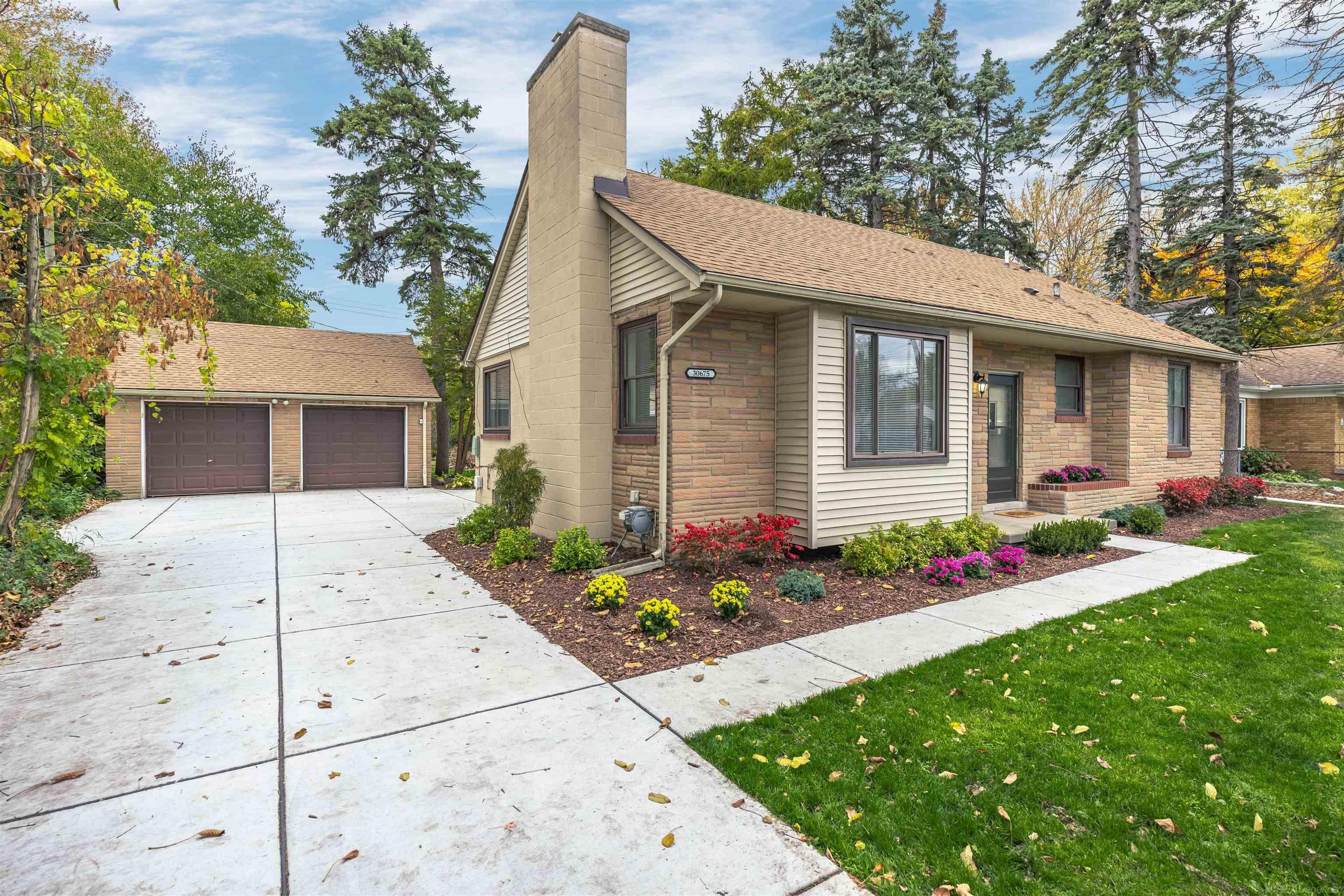 30675 Tennessee Street