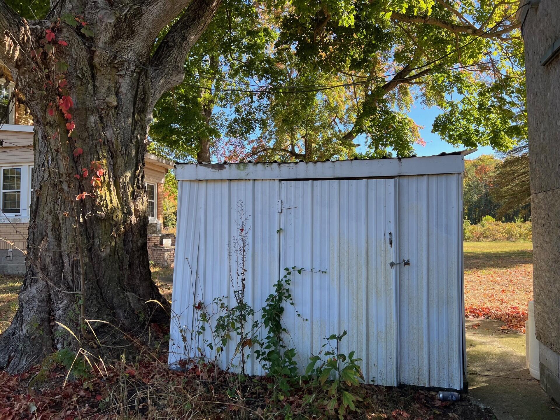 New Buffalo Township, Michigan 49117, United States, 4 Bedrooms Bedrooms, ,2 BathroomsBathrooms,Residential,Active,225452