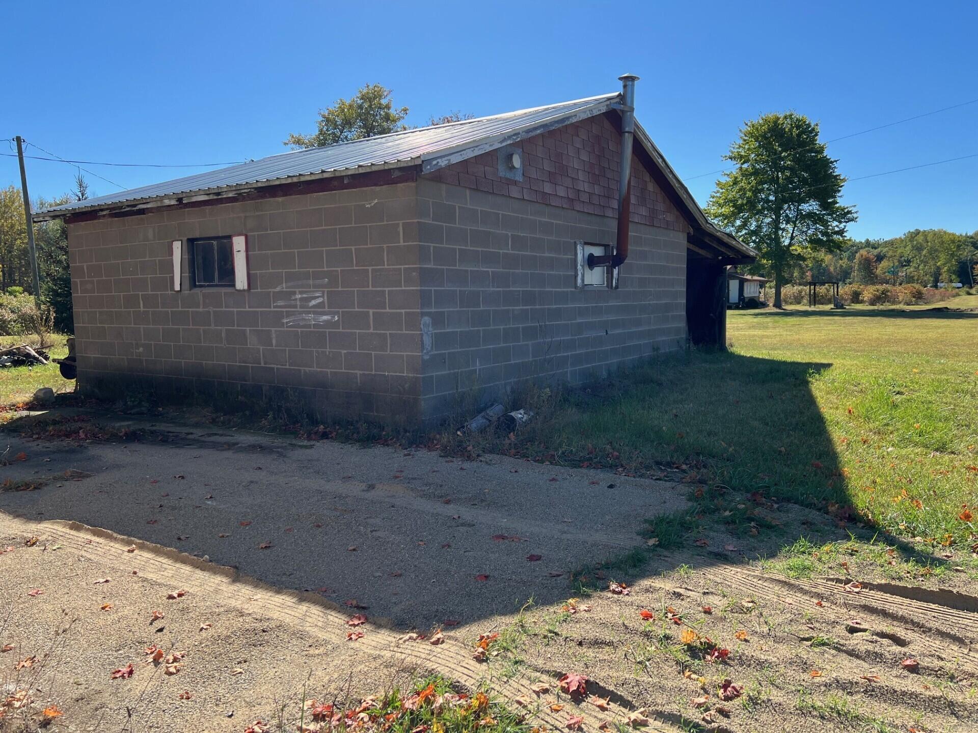 New Buffalo Township, Michigan 49117, United States, 4 Bedrooms Bedrooms, ,2 BathroomsBathrooms,Residential,Active,225452