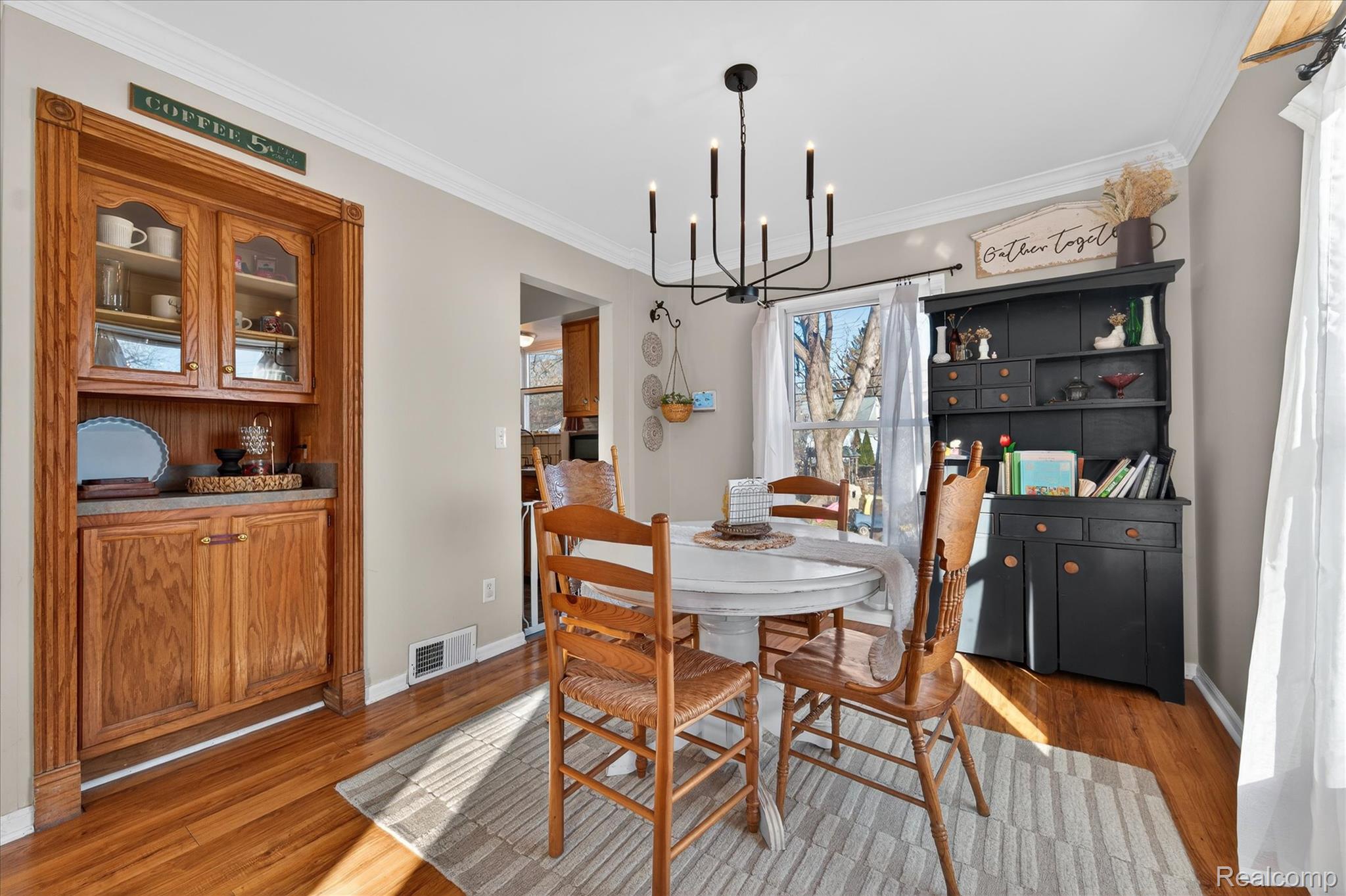 4453 Newberry Street