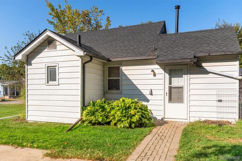 851 Auburndale Avenue Ypsilanti City MI 48198