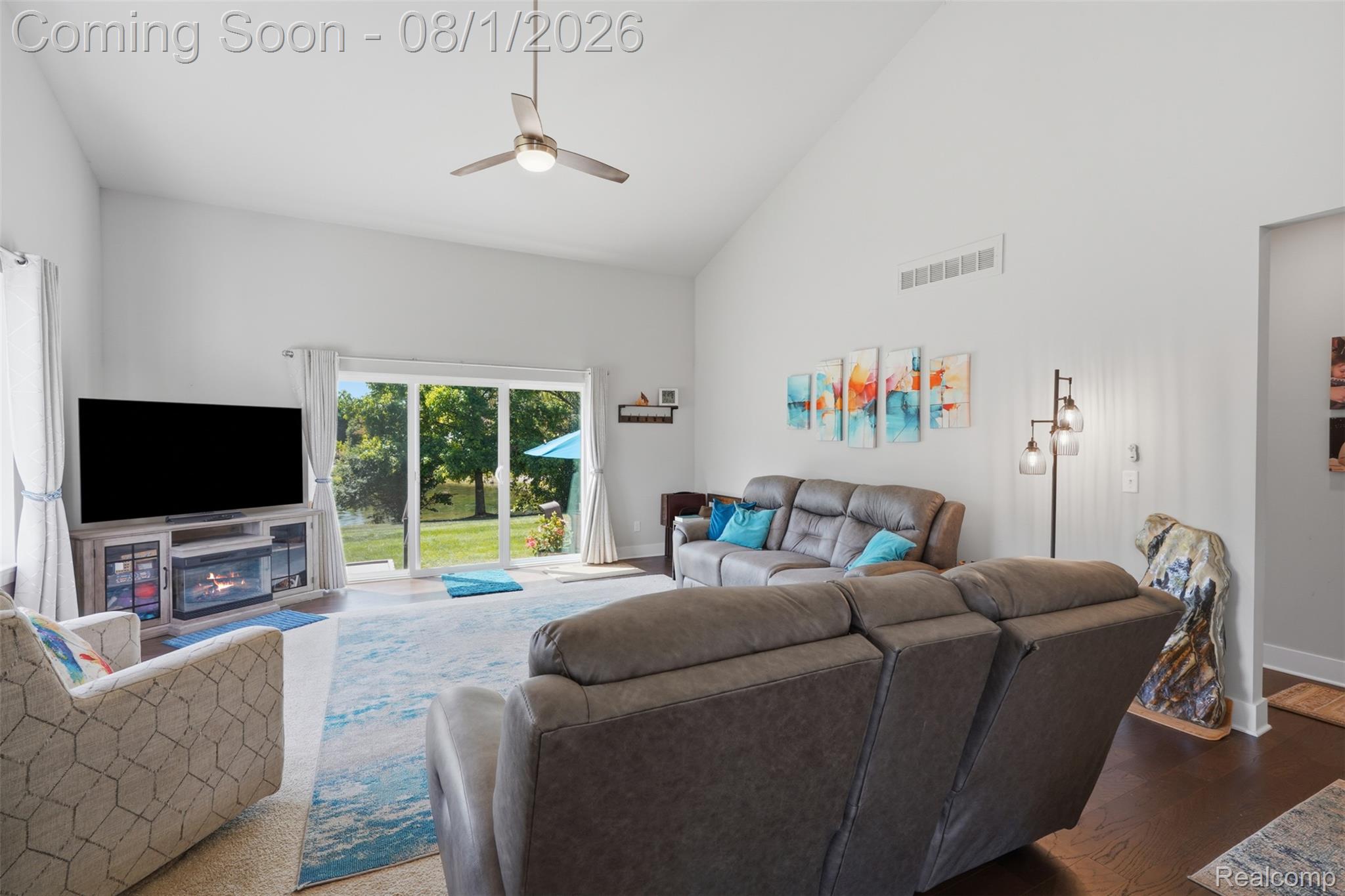 13813 Christina Lane