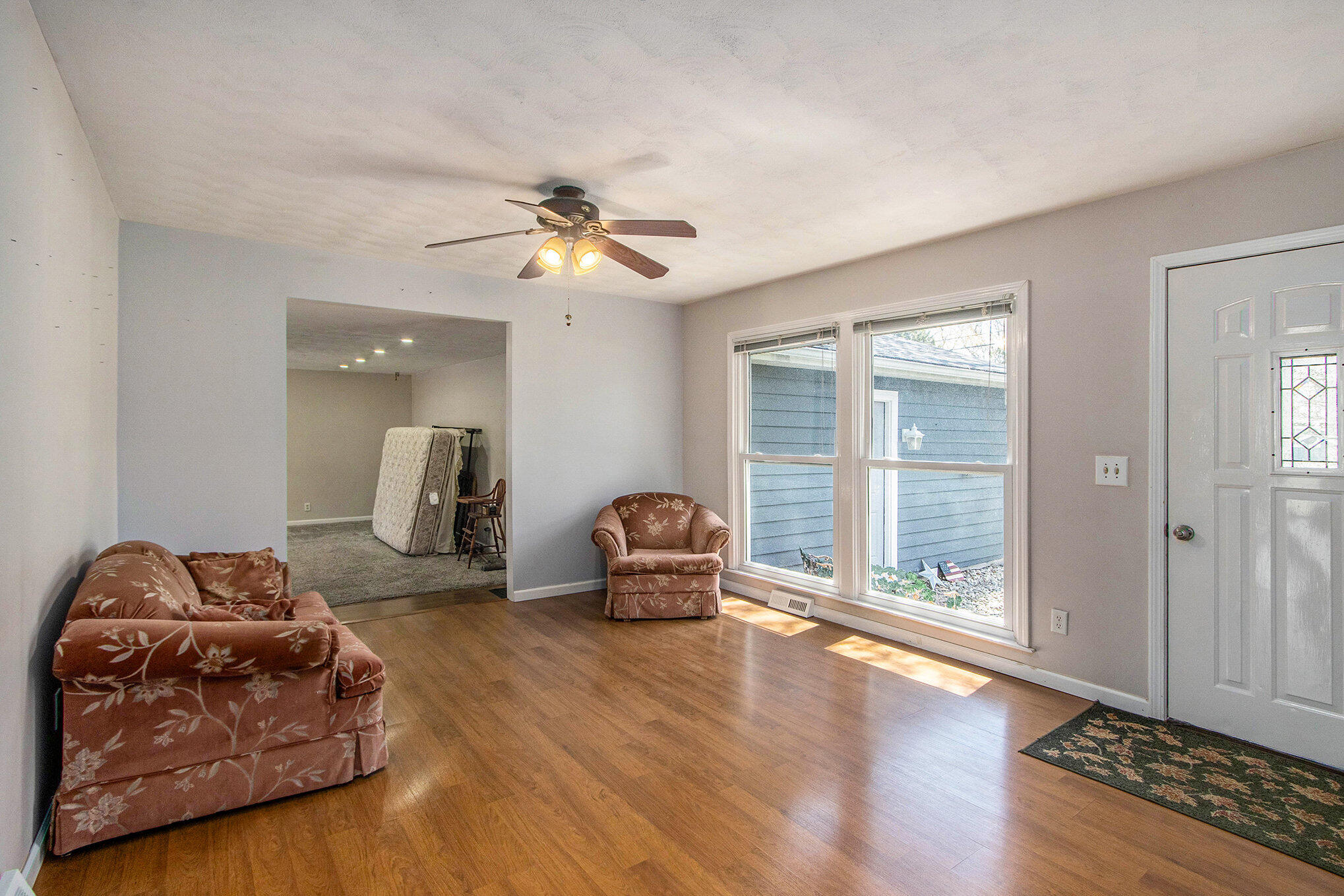 Portage City Kalamazoo, Michigan 49002, United States, 3 Bedrooms Bedrooms, ,2 BathroomsBathrooms,Residential,Pending,116891