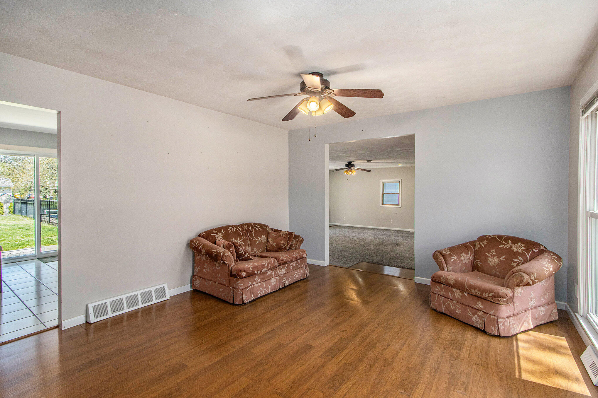 Portage City Kalamazoo, Michigan 49002, United States, 3 Bedrooms Bedrooms, ,2 BathroomsBathrooms,Residential,Pending,116891