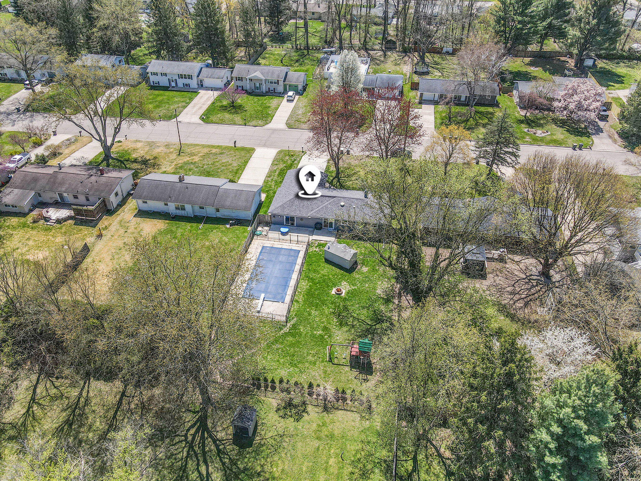 Portage City Kalamazoo, Michigan 49002, United States, 3 Bedrooms Bedrooms, ,2 BathroomsBathrooms,Residential,Pending,116891