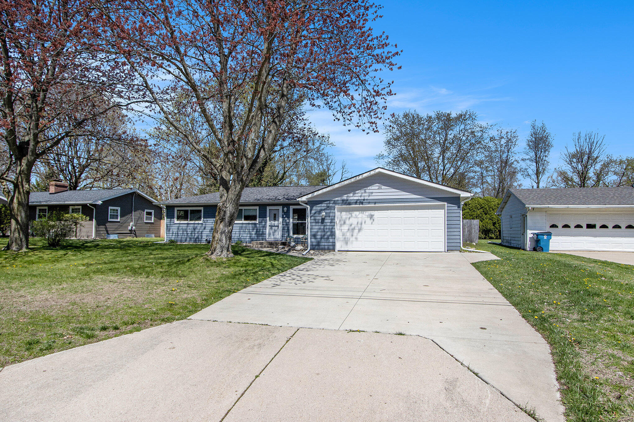 Portage City Kalamazoo, Michigan 49002, United States, 3 Bedrooms Bedrooms, ,2 BathroomsBathrooms,Residential,Pending,116891