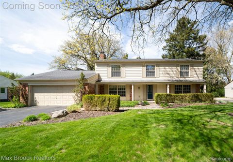 30830 Lincolnshire E Beverly Hills Village MI 48025