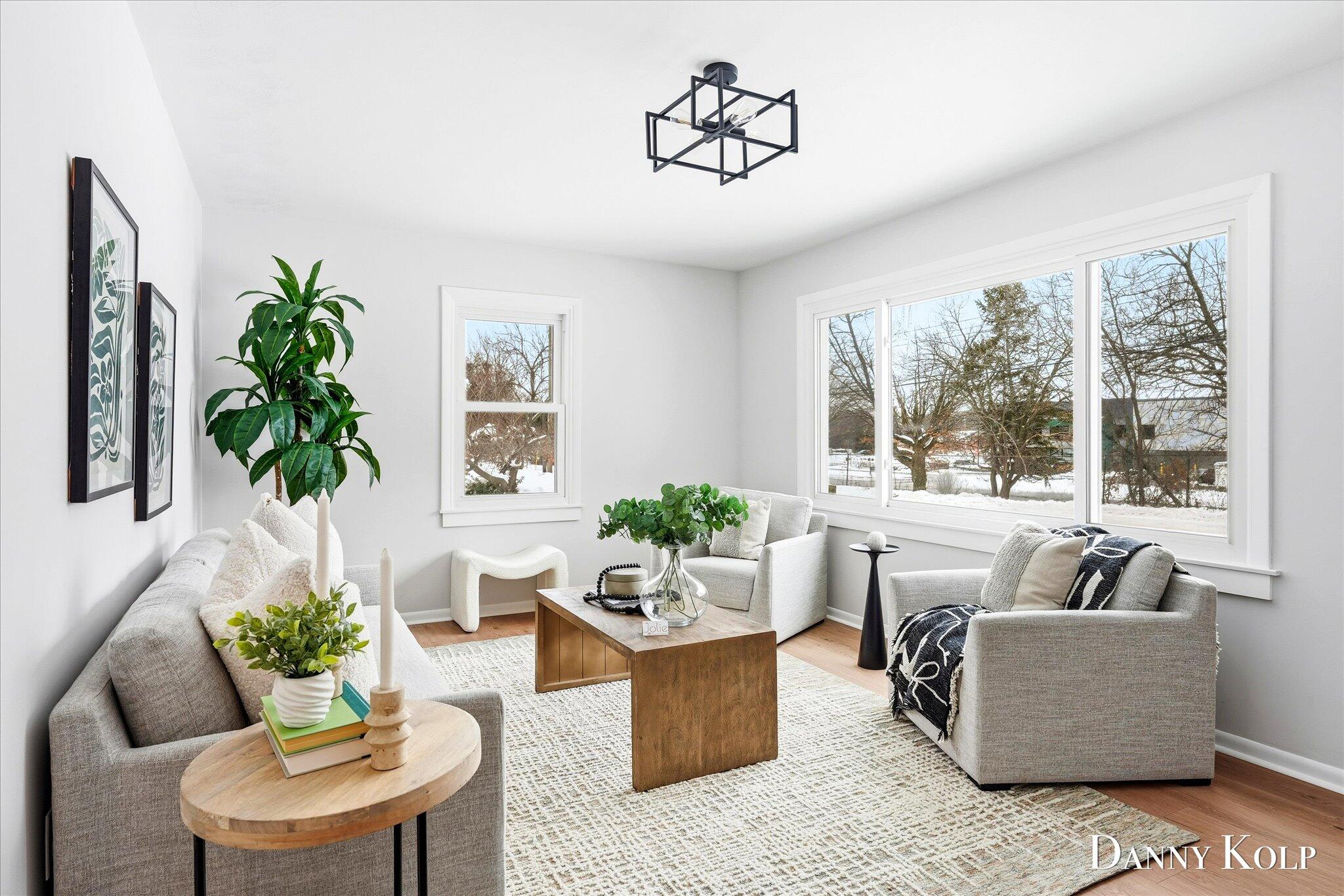 4322 Fuller Avenue SE