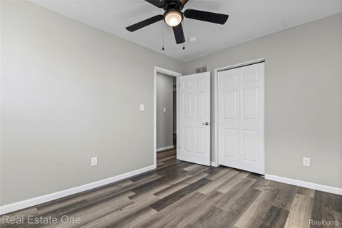 Tiny photo for 7166 Pardee Road, Taylor City, MI 48180 (MLS # 20261083131)