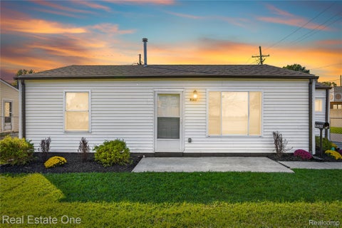 Tiny photo for 7166 Pardee Road, Taylor City, MI 48180 (MLS # 20261083131)