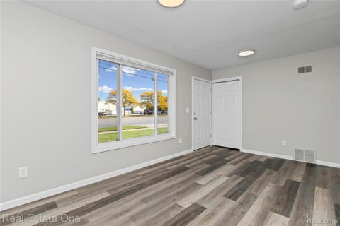 Tiny photo for 7166 Pardee Road, Taylor City, MI 48180 (MLS # 20261083131)