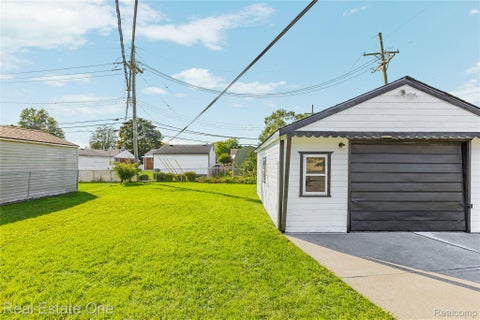 Tiny photo for 7166 Pardee Road, Taylor City, MI 48180 (MLS # 20261083131)