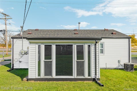 Tiny photo for 7166 Pardee Road, Taylor City, MI 48180 (MLS # 20261083131)