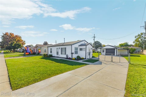 Photo of 7166 Pardee Road, Taylor City, MI 48180 (MLS # 20261083131)