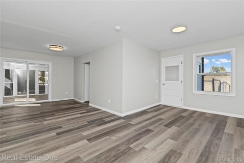 Tiny photo for 7166 Pardee Road, Taylor City, MI 48180 (MLS # 20261083131)