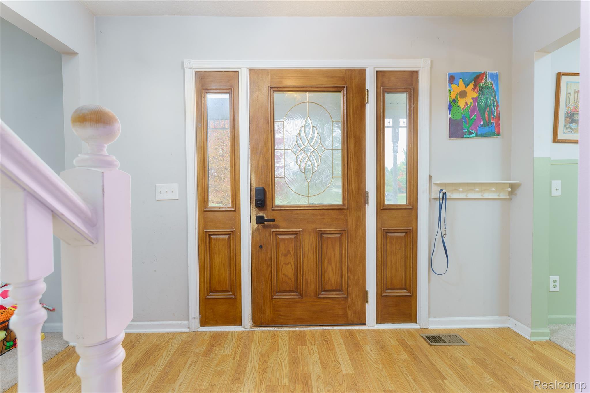 10887 Mackinaw Trail