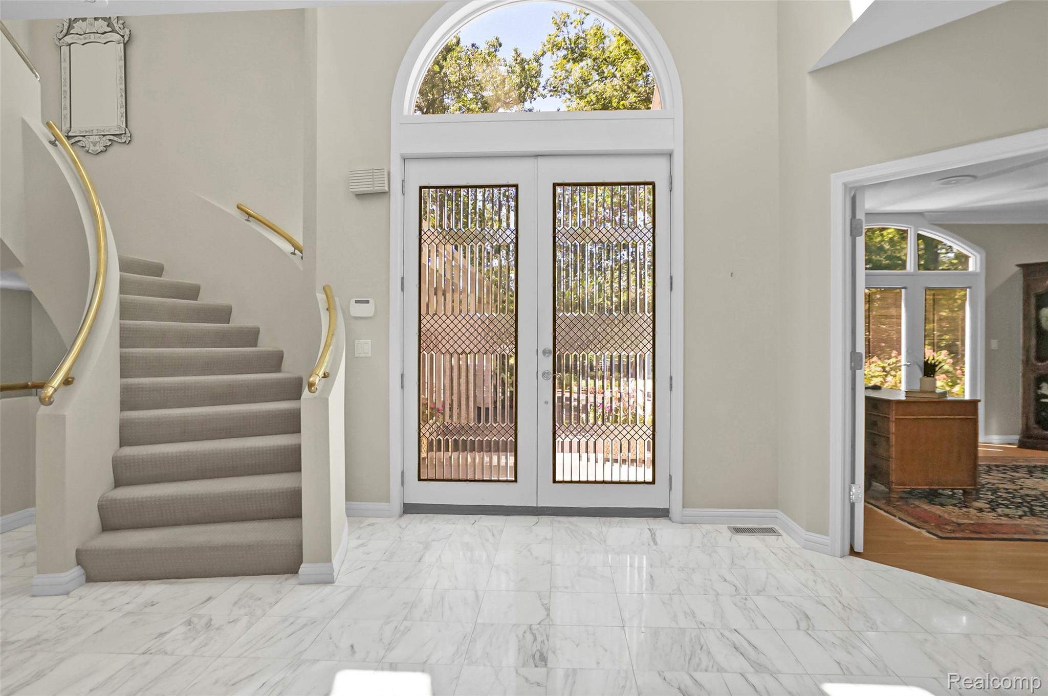 5575 Forman Drive