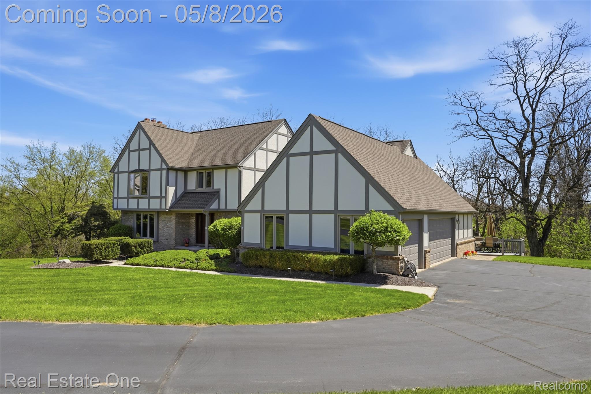 6514 Mountview Court