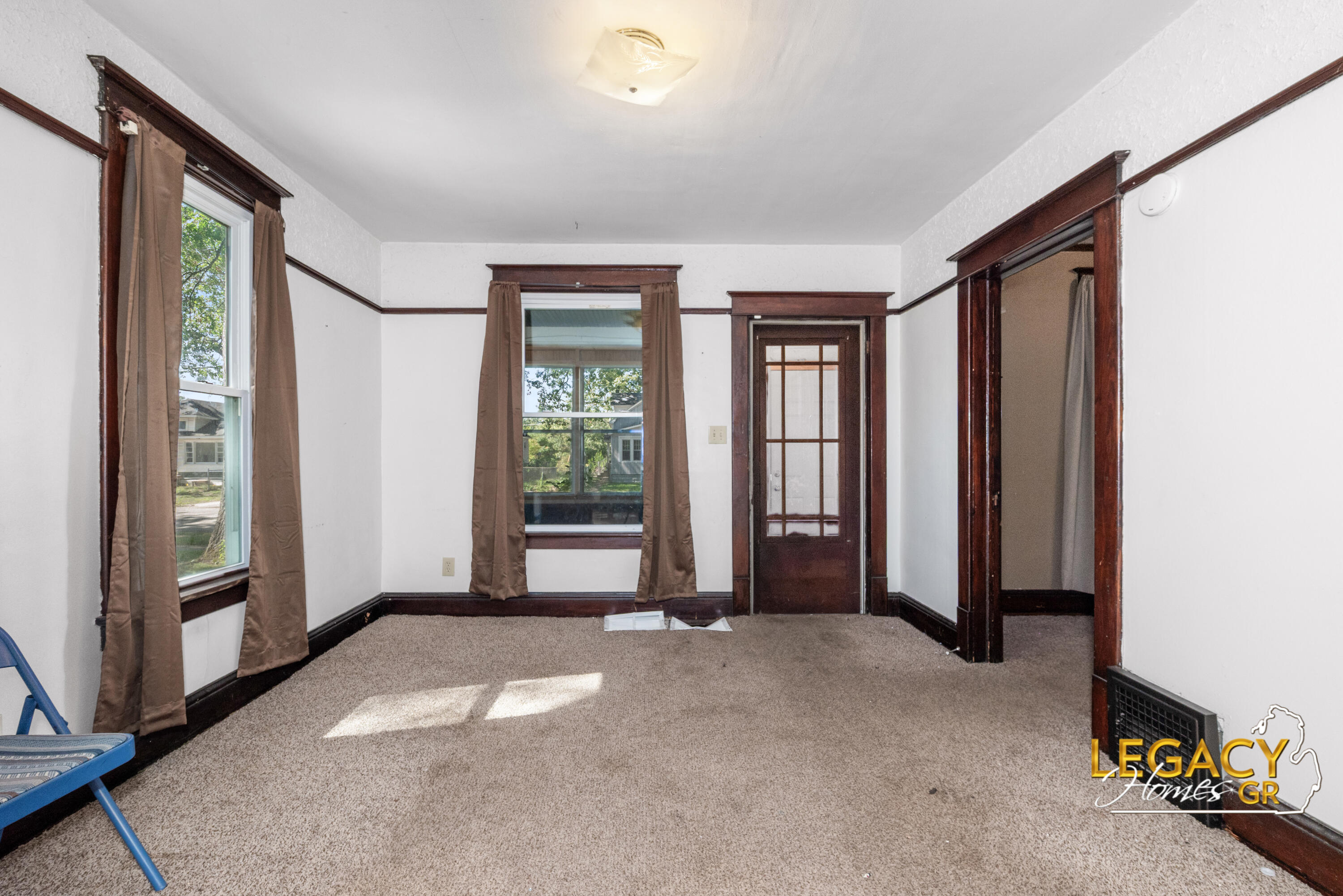 2928 Baker Street