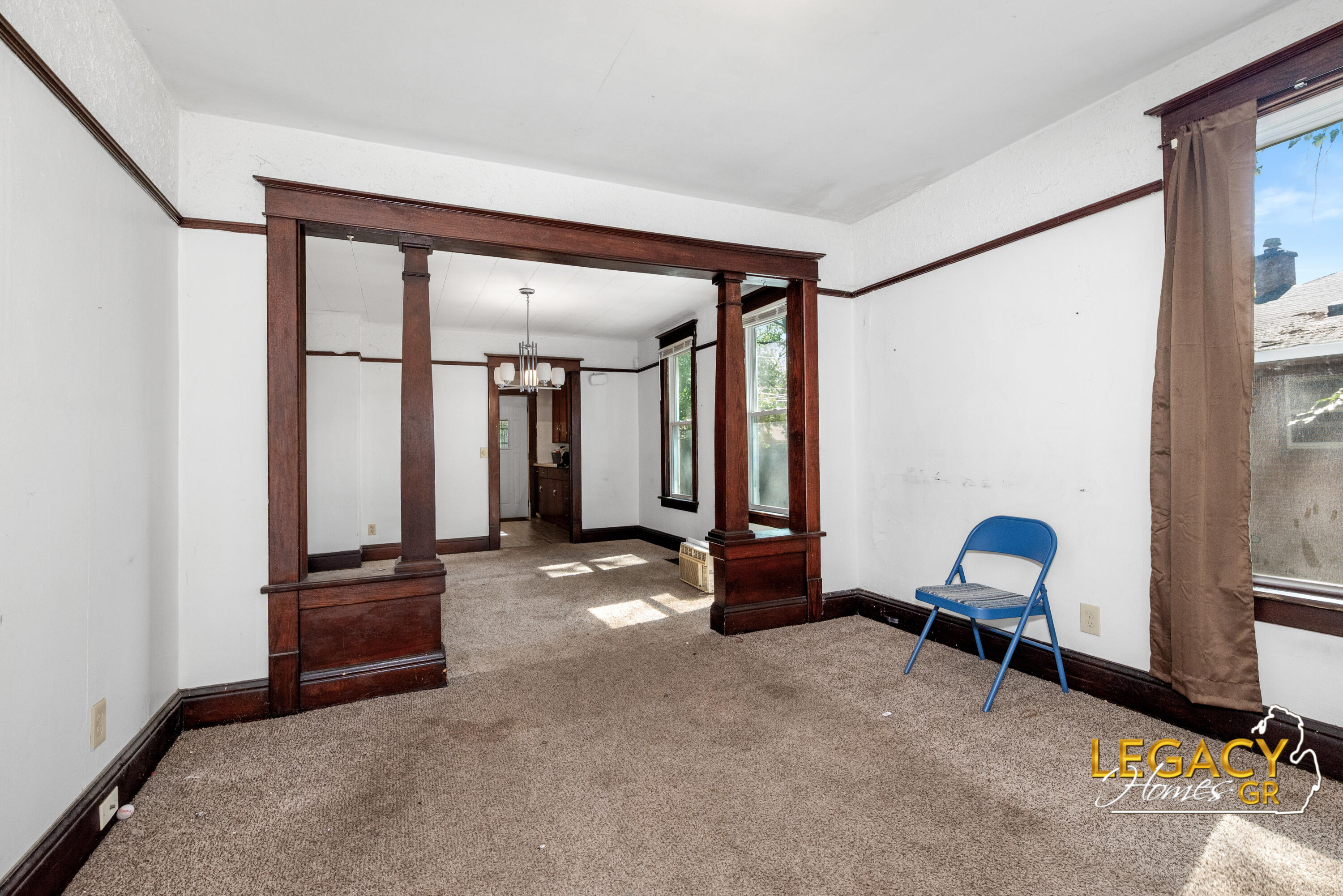 2928 Baker Street