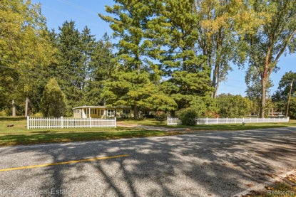 5195 S Washington Rd – Investment Home