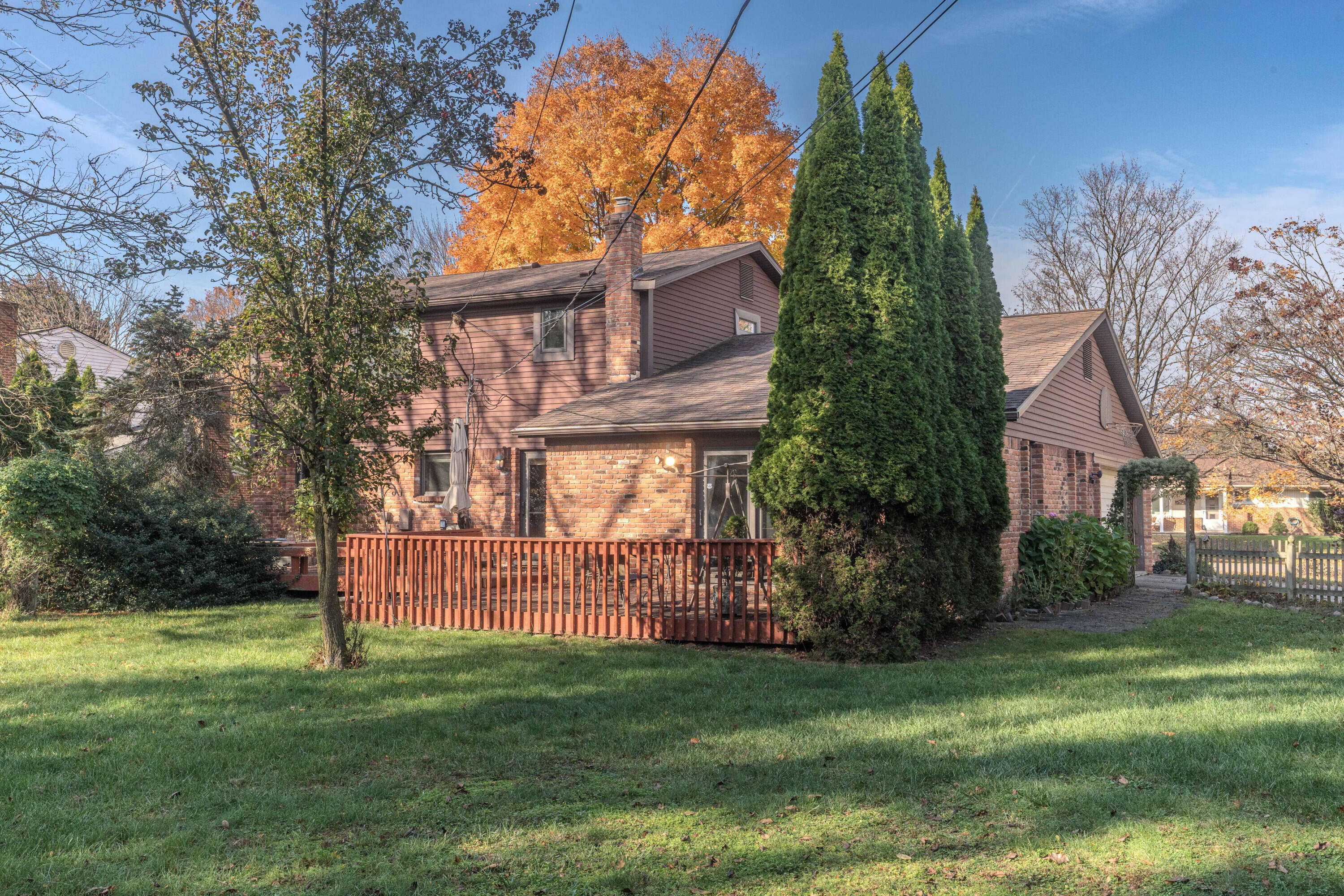 2255 Horseshoe Drive