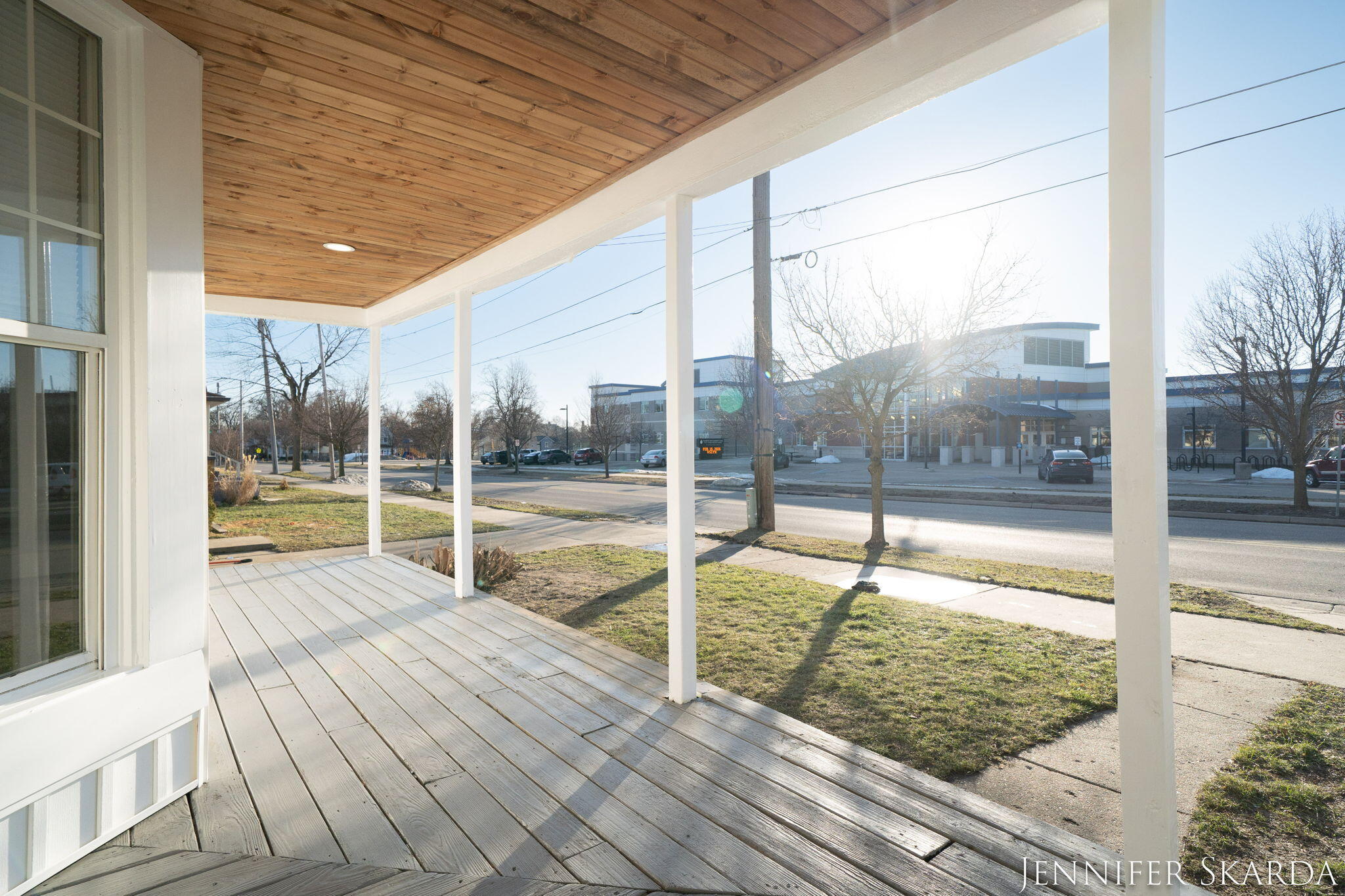 834 Madison Avenue SE