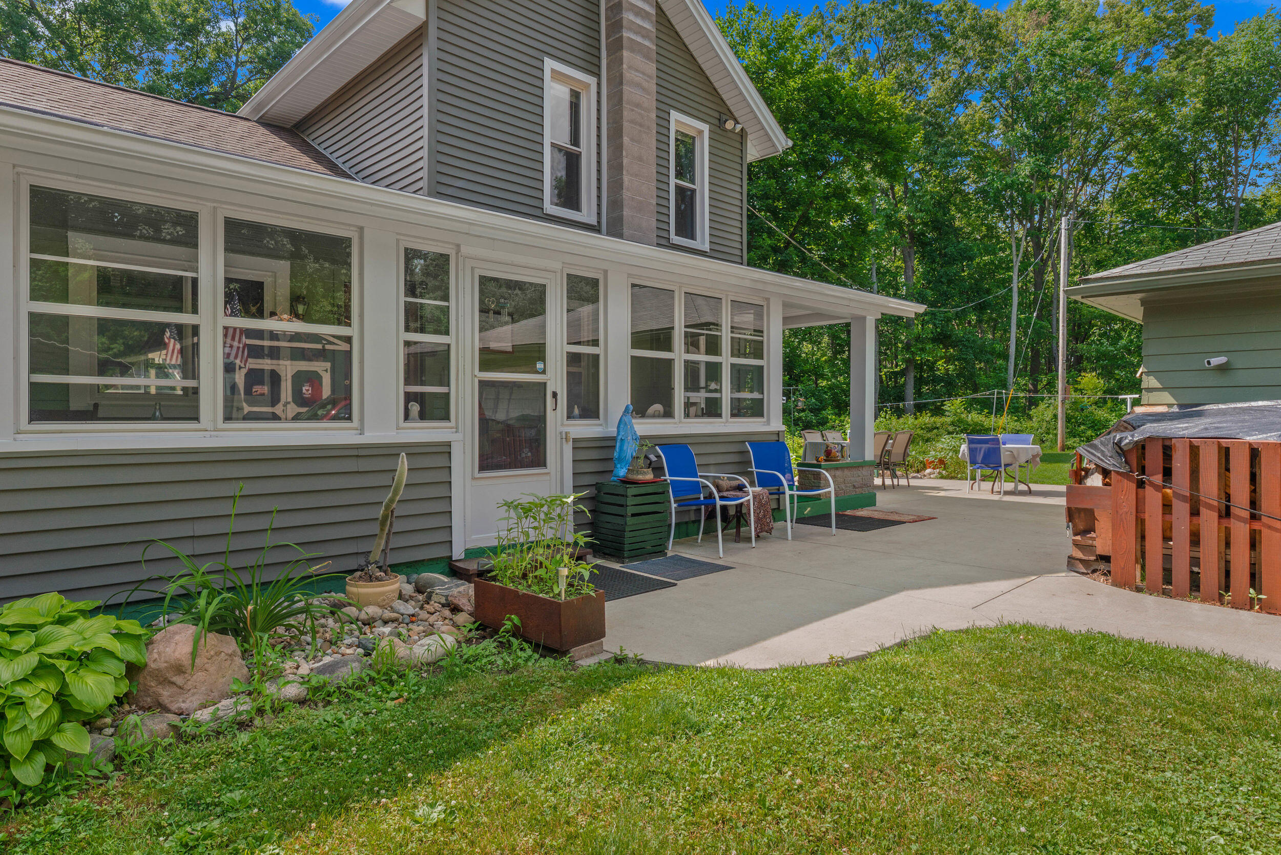 9837 Easton Road