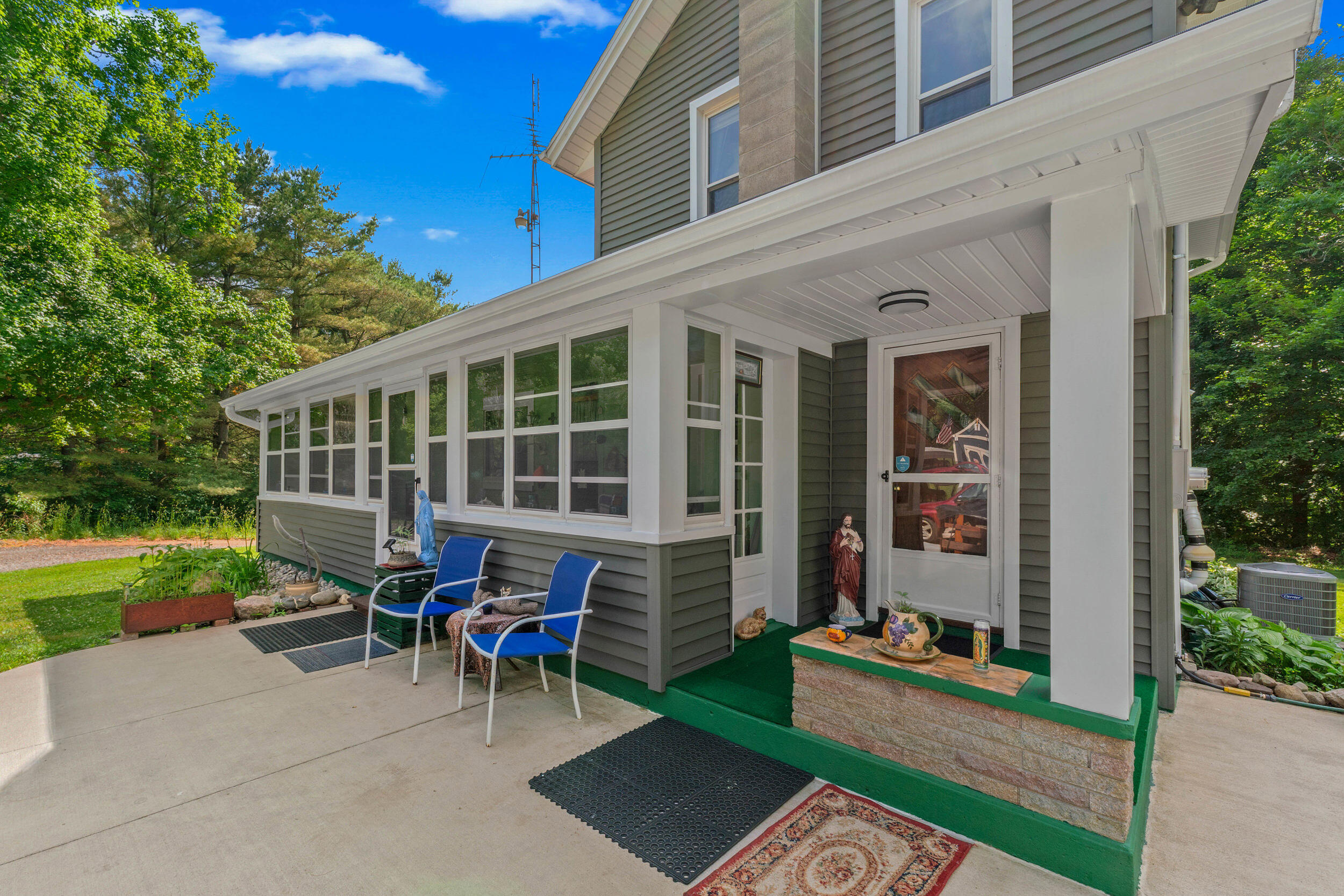 9837 Easton Road