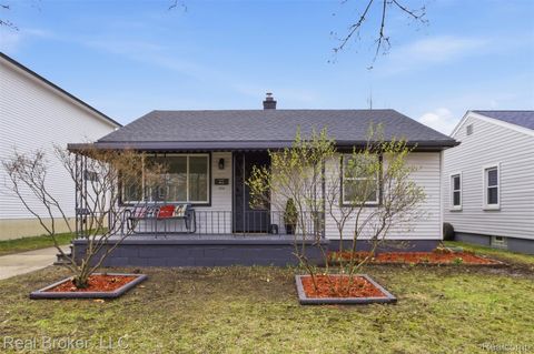 1714 E Hayes Avenue Hazel Park City MI 48030