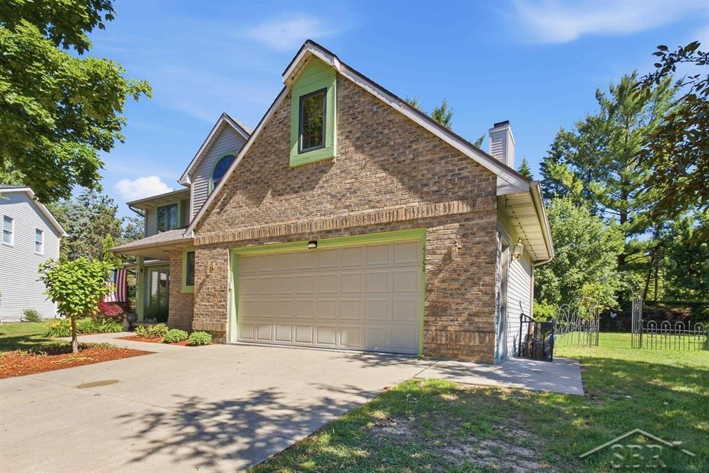4708 N Trail Wood Circle