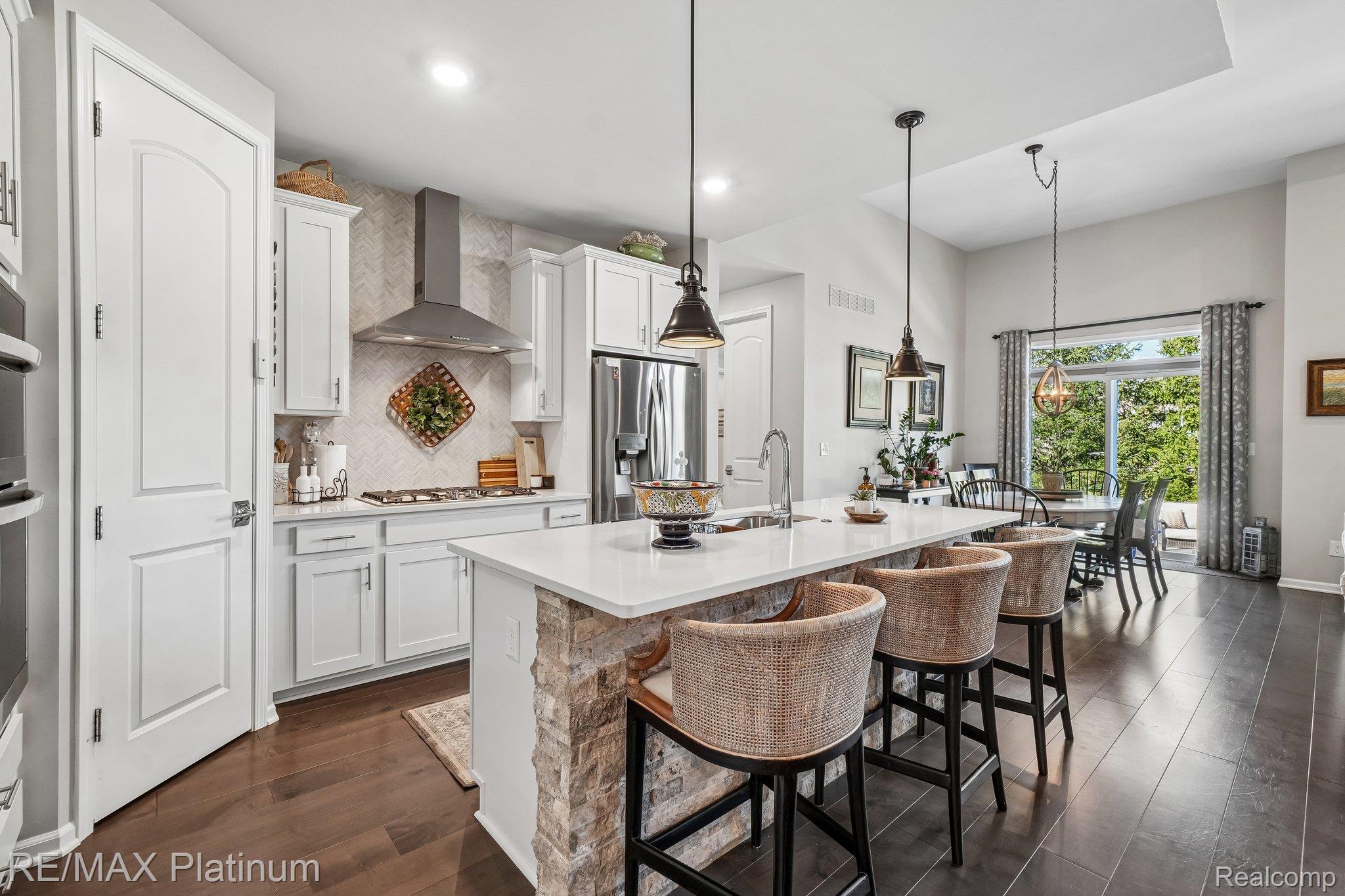 24261 Bay Laurel Lane