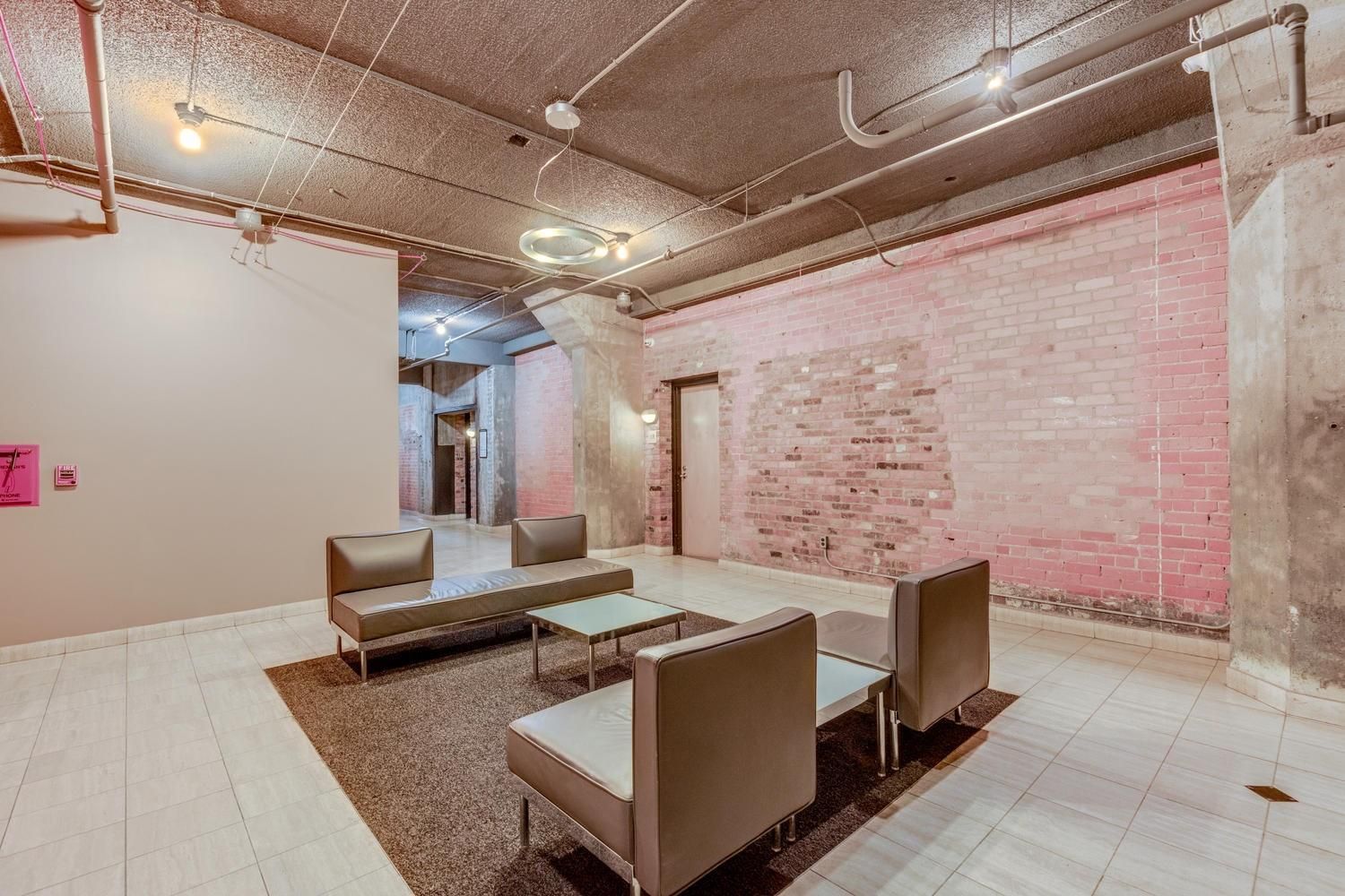 Detroit City Wayne, Michigan 48207, United States, 1 Bedroom Bedrooms, ,1 BathroomBathrooms,Residential,Active,118908