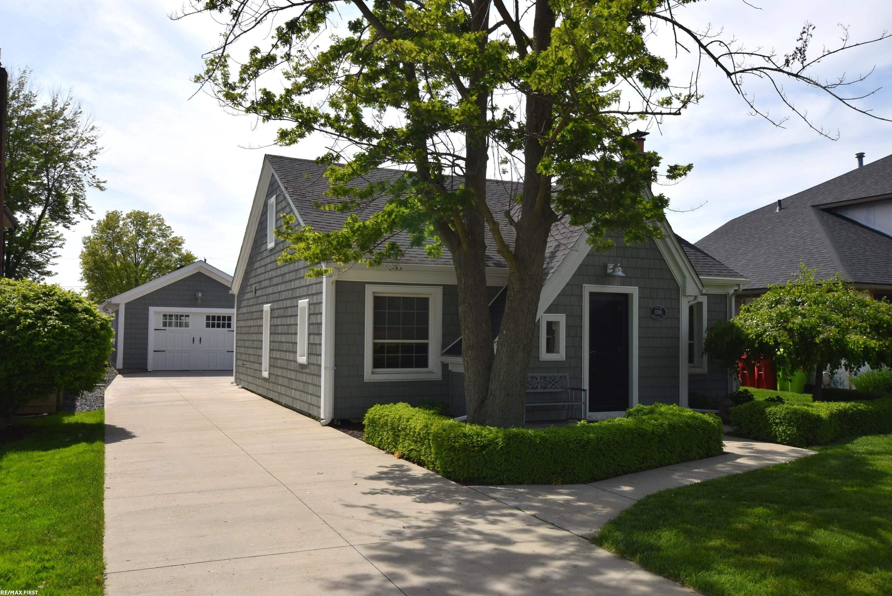 37915 Lakeshore Drive
