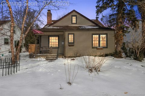 21819 California Street St Clair Shores City MI 48080