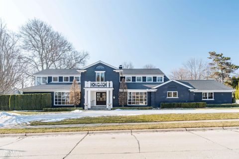 89 Lake Shore Road Grosse Pointe Farms City MI 48236