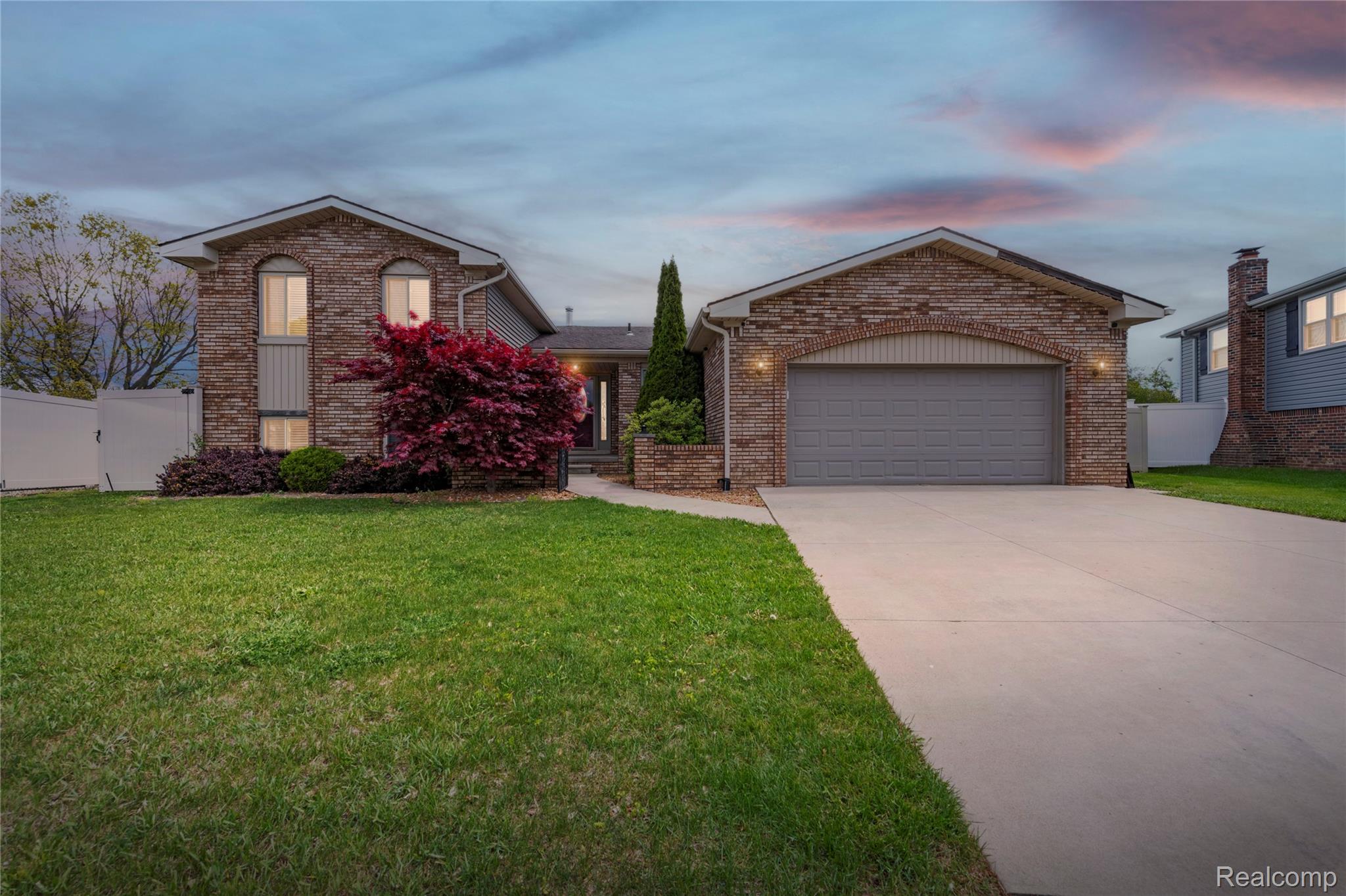 17621 Brentwood Drive