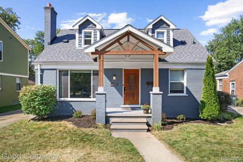 2925 Benjamin Avenue Royal Oak City MI 48073