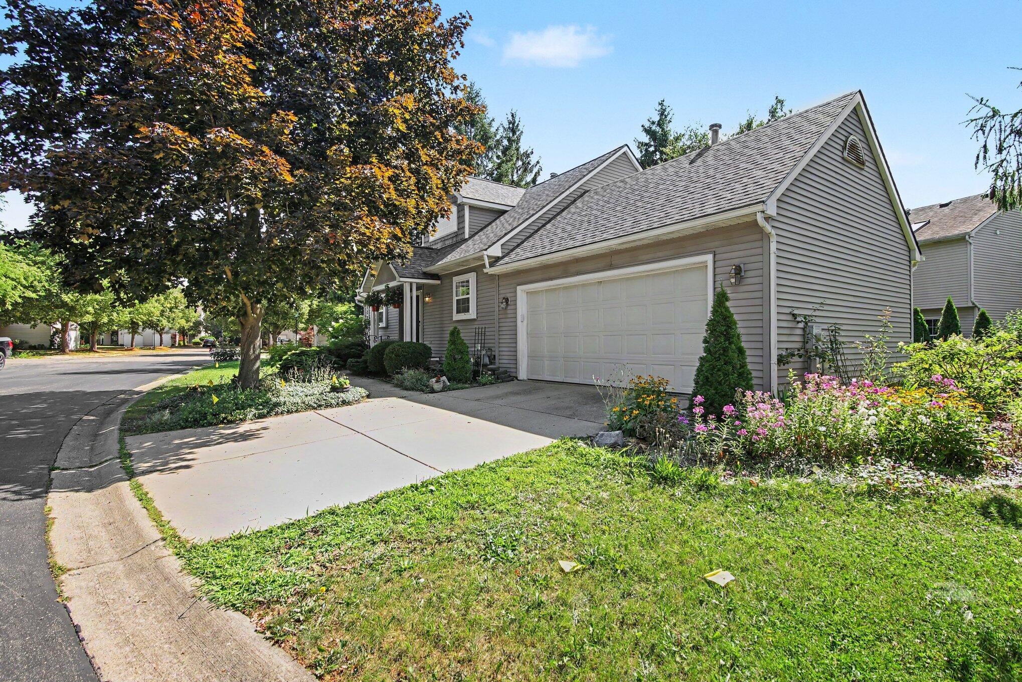 1480 Kelly Green Drive