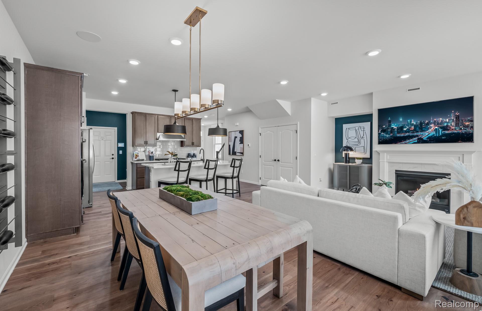 1477 Superior Drive